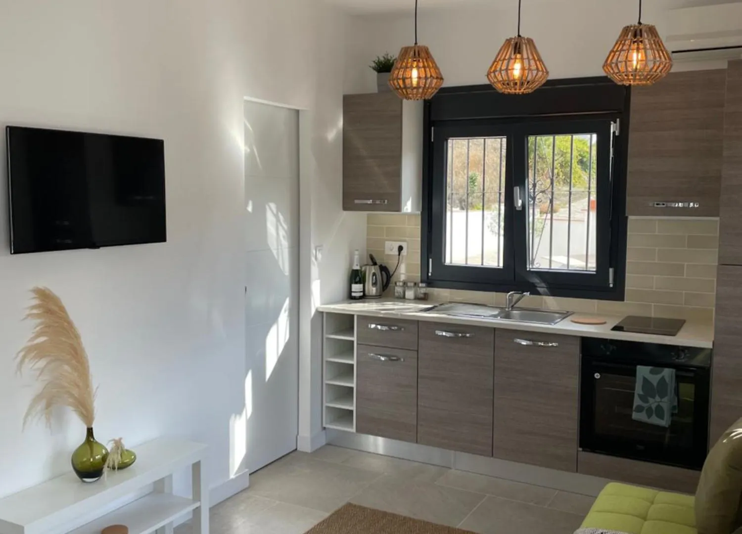 Bella Boutique Apartments Cómpeta 0*,  Spanien